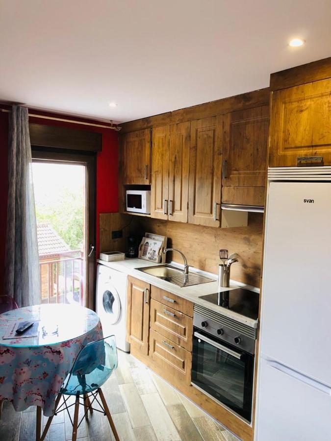 Apartamentos Deluxe Con Jacuzzi O Chimenea Love For Two Collado Mediano Εξωτερικό φωτογραφία
