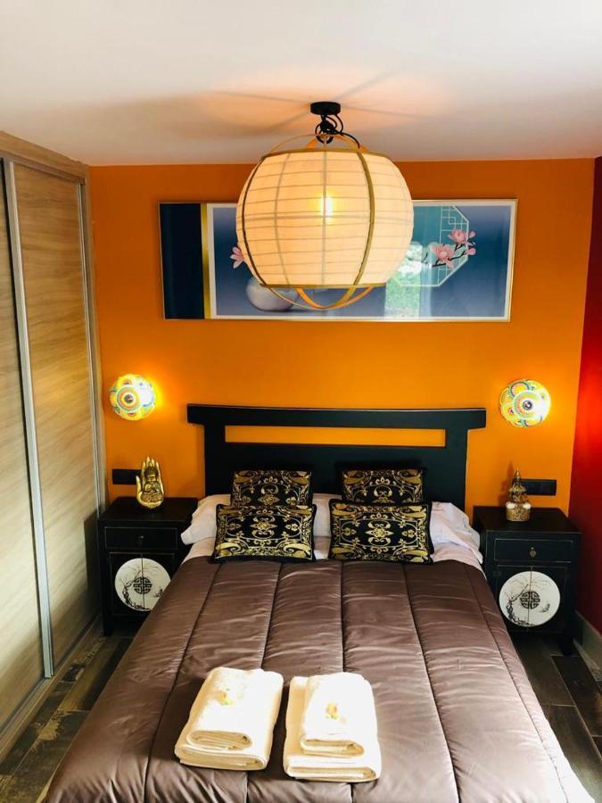 Apartamentos Deluxe Con Jacuzzi O Chimenea Love For Two Collado Mediano Εξωτερικό φωτογραφία