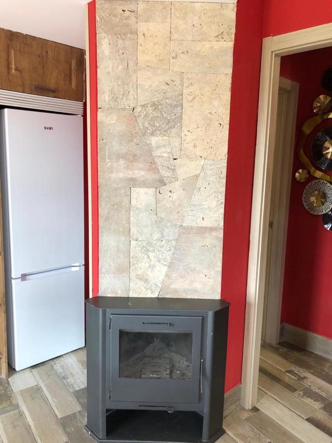 Apartamentos Deluxe Con Jacuzzi O Chimenea Love For Two Collado Mediano Εξωτερικό φωτογραφία